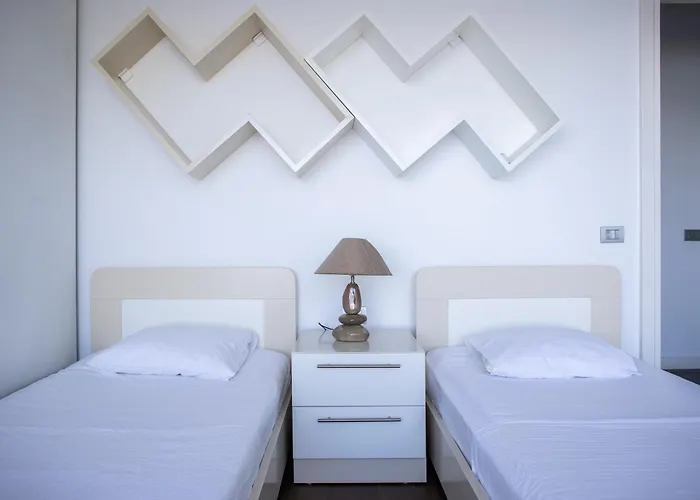 Exclusive By Pikhost *