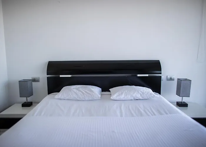 Exclusive By Pikhost *