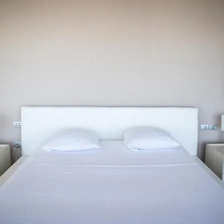 别墅 Exclusive By Pikhost *